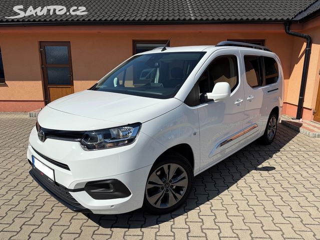 Toyota Proace City